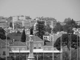 città di lisbona in portogallo foto