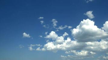 blu cielo nuvole bianca naturale bellissimo foto
