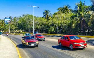 puerto escondido oaxaca Messico 2023 tipico bellissimo colorato turista strada marciapiede città puerto escondido Messico. foto