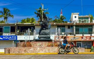 puerto escondido oaxaca Messico 2023 tipico bellissimo colorato turista strada marciapiede città puerto escondido Messico. foto