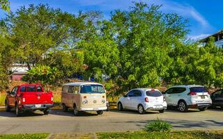 puerto escondido oaxaca Messico 2023 tipico bellissimo colorato turista strada marciapiede città puerto escondido Messico. foto