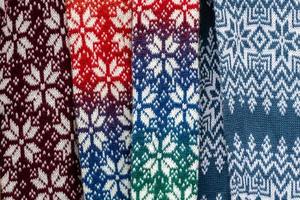 le cinture tradizionali lettoni sono cinture realizzate con filati, manufatti preziosi, varietà di colori, diversi nelle regioni lettoni. sono presenti nelle feste e nelle occasioni familiari. Lettonia foto