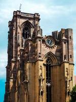 Cattedrale nella città medievale di rouffach in Alsazia, Francia foto