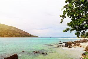 bulow spiaggia durante tramonto a KOH lipe isola, Tailandia foto