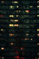 cupo sovietico edifici Russia depressivo comfort sfondo smartphone foto facciata notte luci