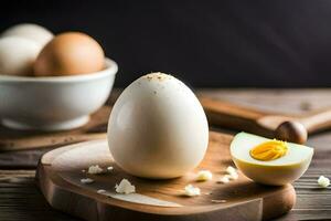 un uovo è tagliare nel metà e seduta su un' di legno taglio tavola. ai-generato foto