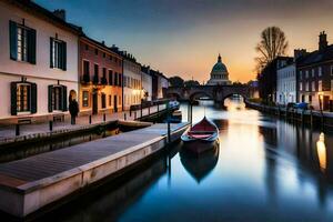 un' barca è attraccato nel un' canale a tramonto. ai-generato foto