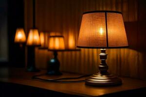 un' tavolo lampada con un' ombra su esso nel un' buio camera. ai-generato foto