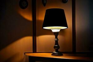 un' lampada è su un' tavolo nel il scuro. ai-generato foto