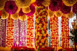 un' colorato nozze decorazione con carta fan e fiori. ai-generato foto