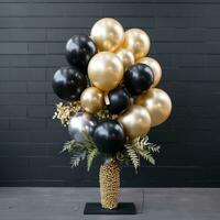 elegante nero e oro Palloncino preparativi foto