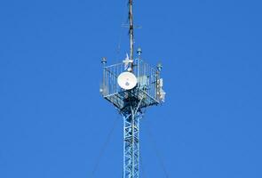 albero Torre relè Internet segnali e telefono segnali foto