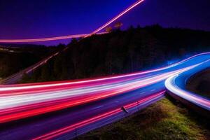 leggero sentieri a notte sfondo. ai generativo professionista foto