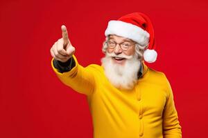 ritratto di Santa Claus mostrando pollici su, isolato su rosso sfondo ai generato foto