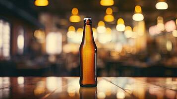 ai generativo bottiglia di birra su di legno tavolo nel pub con bokeh sfondo. foto