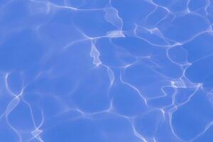 piscina acqua riflettendo foto
