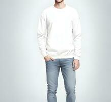 giovane uomo indossare vuoto bianca maglione modello Stampa presentazione modello ai creare foto