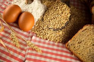 delizioso concetto di pane fresco foto