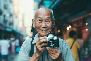 asiatico uomo prendere foto e sorridente. creare ai