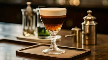 irlandesi caffè cocktail su un' bar contatore foto