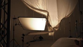 apparecchiature luminose da studio per foto o film