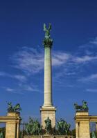 millennio monumento su il eroi' piazza o hook là, budapest, Ungheria foto