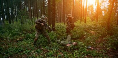 marines catturare terrorista vivo foto