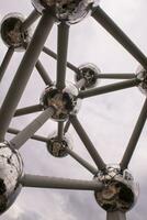 foto di Atomium edificio nel Bruxelles