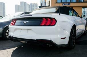 Minsk, bielorussia, ottobre 2023 - muscolo auto guado mustang foto