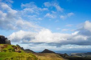 vista del paesaggio delle montagne quiraing, scozia foto