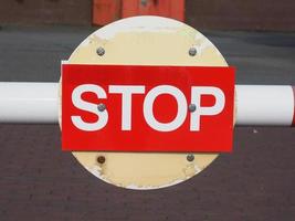segnale di stop rosso