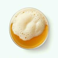 un' bicchiere di freddo fresco birra con berretto di schiuma. spruzzo di schiuma con gustoso americano birra. birra giorno concetto di ai generato foto