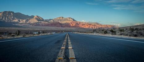 paesaggio del canyon di roccia rossa vicino a las vegas, nevada foto