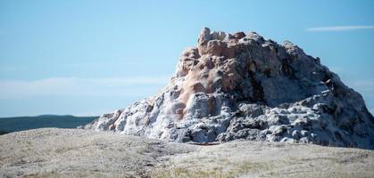 high geyser butte al parco nazionale di Yellowstone nel Wyoming foto