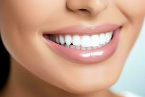 Perfetto salutare denti Sorridi di un' giovane donna a un' dentista. denti sbiancamento. dentale cura, stomatologia concetto di ai generato foto