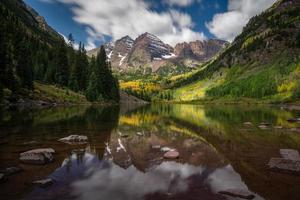 lago marrone rossiccio - colorado foto