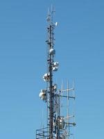 antenne della torre di comunicazione foto