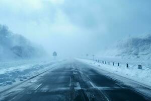 stimolante condizioni povero visibilità su un' neve coperto inverno autostrada ai generato foto