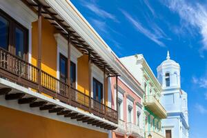 puerto stecca colorato coloniale architettura nel storico città centro foto