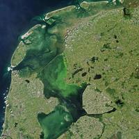 immagine satellitare della diga di afsluitdijk, Paesi Bassi foto