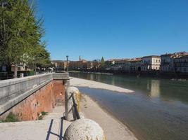 fiume adige a verona foto