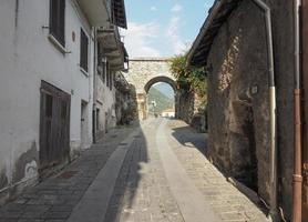 villaggio di donna porta orientale foto