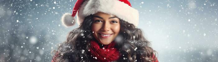 ai generato ritratto di bellissimo sorridente donna nel Santa Claus indossare foto