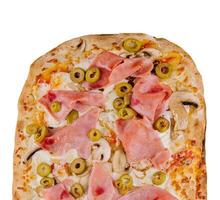 Pizza prosciutto e fungo isolato nel bianca sfondo foto