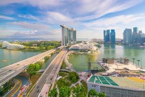 zona della baia dell'orizzonte del centro di singapore foto