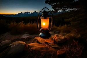 un' lanterna illuminato su nel il buio su un' roccioso collinare. ai-generato foto