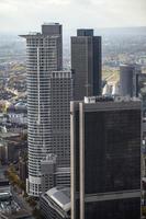 edifici generali del paesaggio urbano europeo in germania francoforte foto