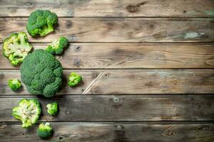 pezzi di fresco broccoli. foto