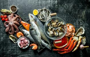 pesce, granchio, polpo, Ostriche, gamberetto e caviale. foto