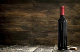 bottiglia di rosso vino. foto